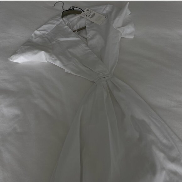 NWT Zara White Cutout Poplin Dress SZ Medium - Picture 5 of 6